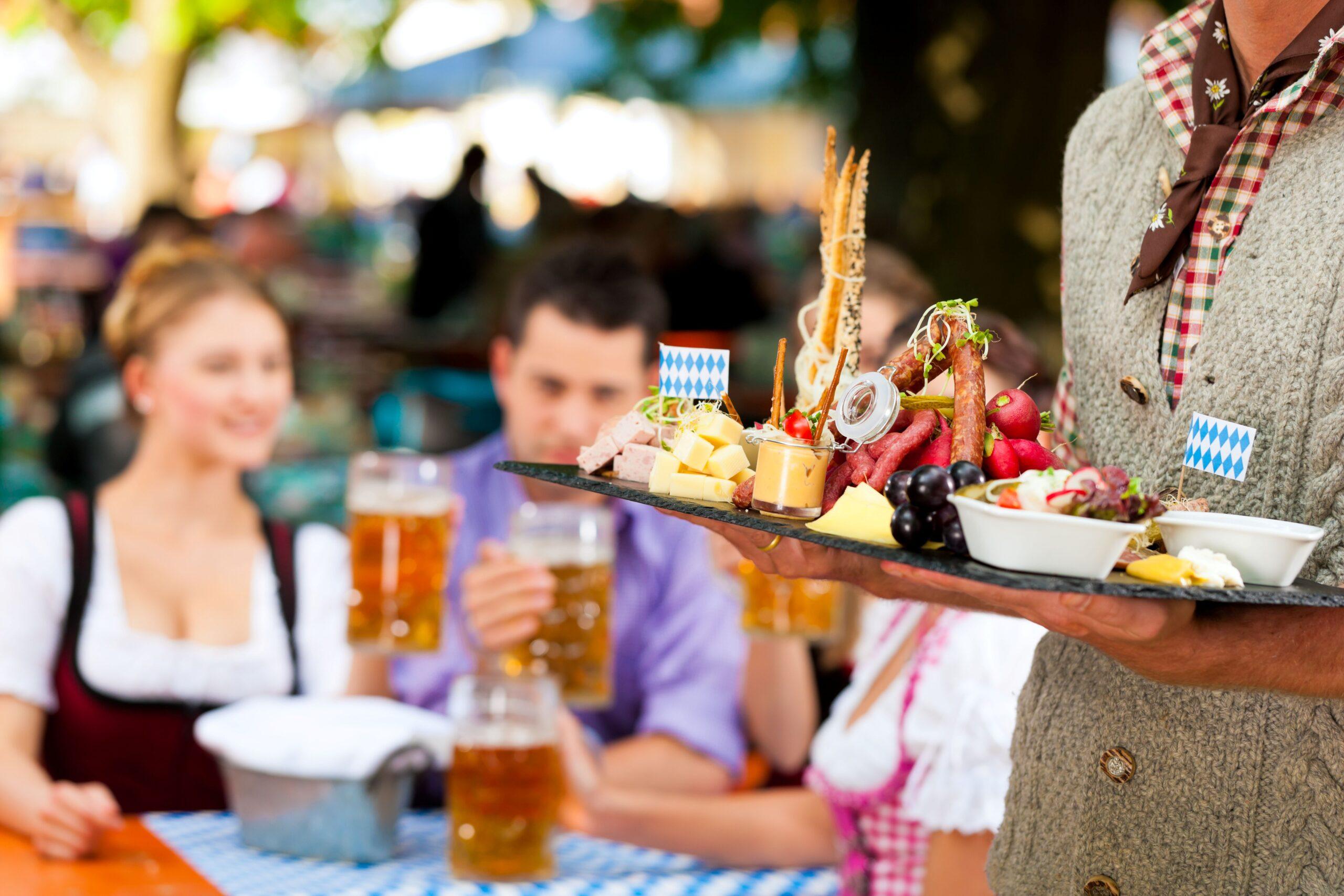 Die Stadt Muenchen_biergarten